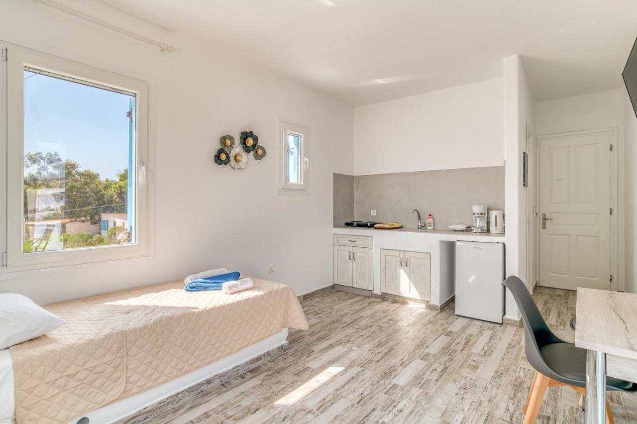 Ippocampos Seaside Serenity - Unwind At Paros Poolside Retreats Alikí Zewnętrze zdjęcie